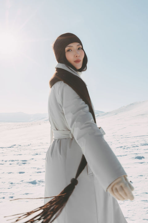 Gants tricotés essentiels en cachemire, photo éditoriale