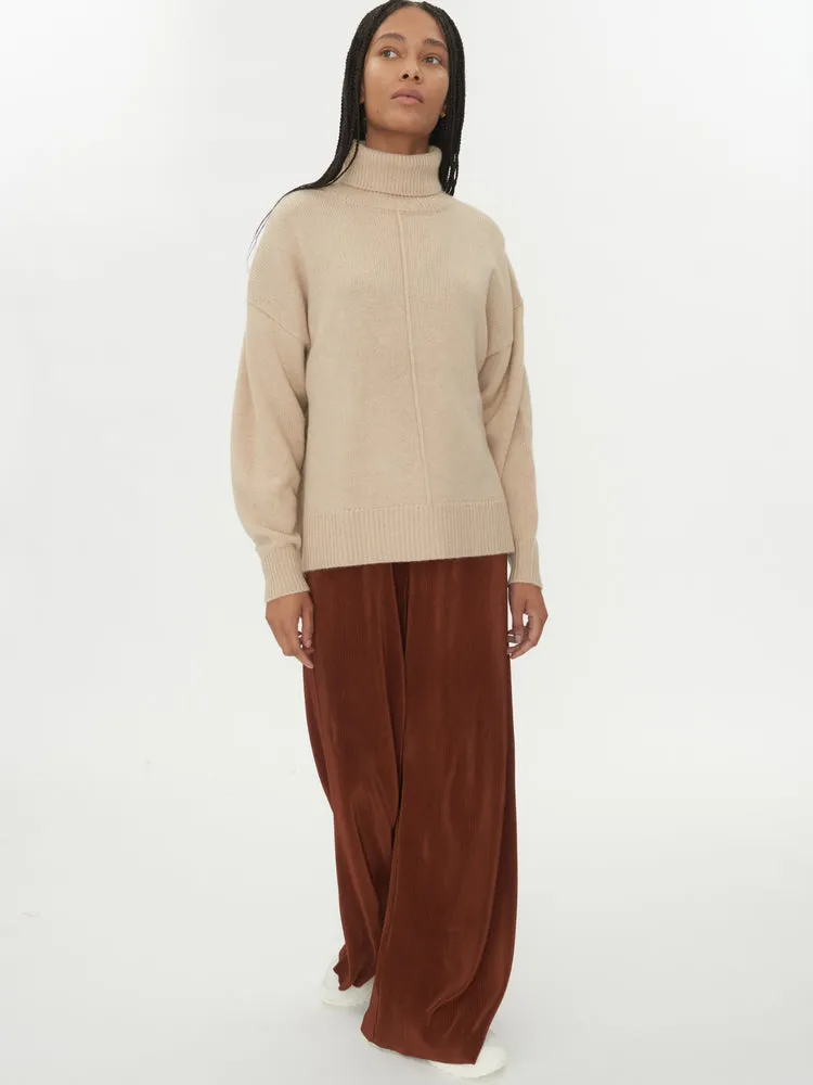 Women's Cashmere Loose Turtle Neck Sweater Beige - Gobi Cashmere