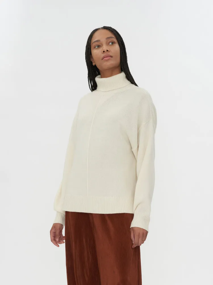 Women's Cashmere Loose Turtle Neck Sweater White - Gobi Cashmere