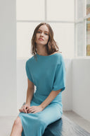 From City to Seaside: Styling Lightweight Cashmere for Every Destination