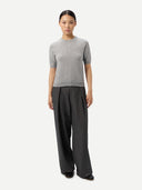 Women's Short-Sleeve Cashmere Sweater Grey worn by model, front view on white background