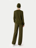 Cashmere Hat & Sweater Set in Capulet Olive