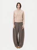 Women's Dual-Collar Cashmere Sweater Warm Grey worn by model, front view on white background