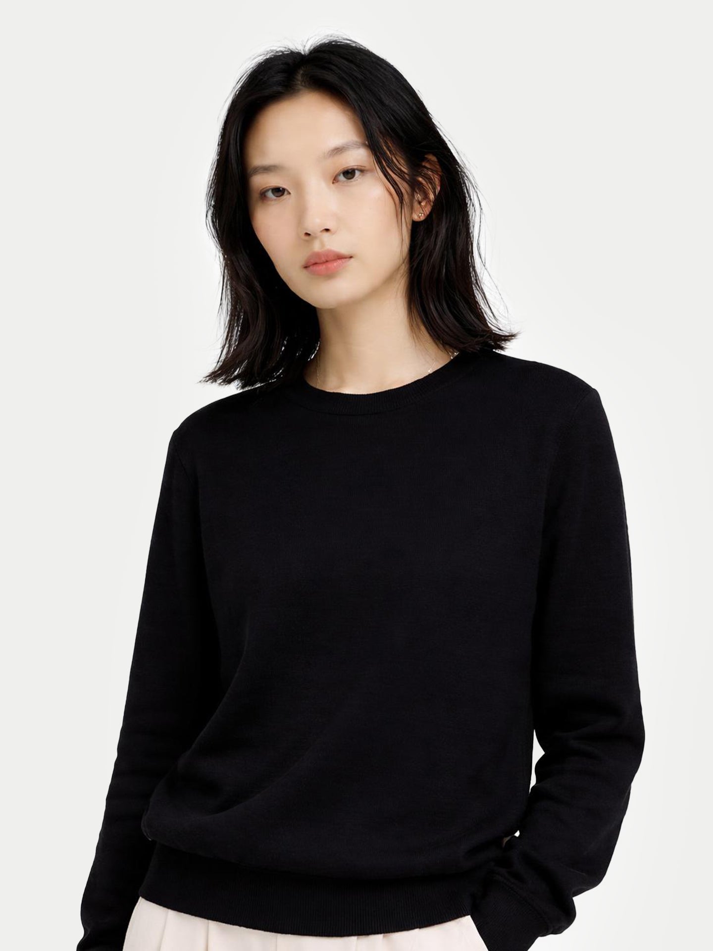 Black Basic Cashmere Crew Neck Sweater for Women