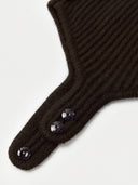 The Knitted Aviator Cap in Olive Brown, close-up of the cashmere knit