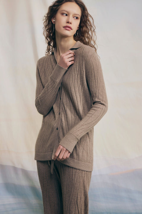 Silkkiki-cashmere Neuletakki, editorial-kuva