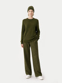 Cashmere Hat & Sweater Set in Capulet Olive
