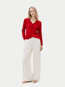 Timeless Cashmere V-Neck Sweater Chili Pepper worn by model, front view, on white background