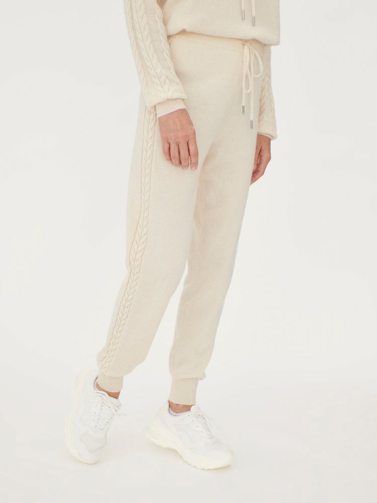 Damen Kaschmir Jogginghose mit seitlicher Zopfnähte Gebrochenes Weiß - Gobi Cashmere