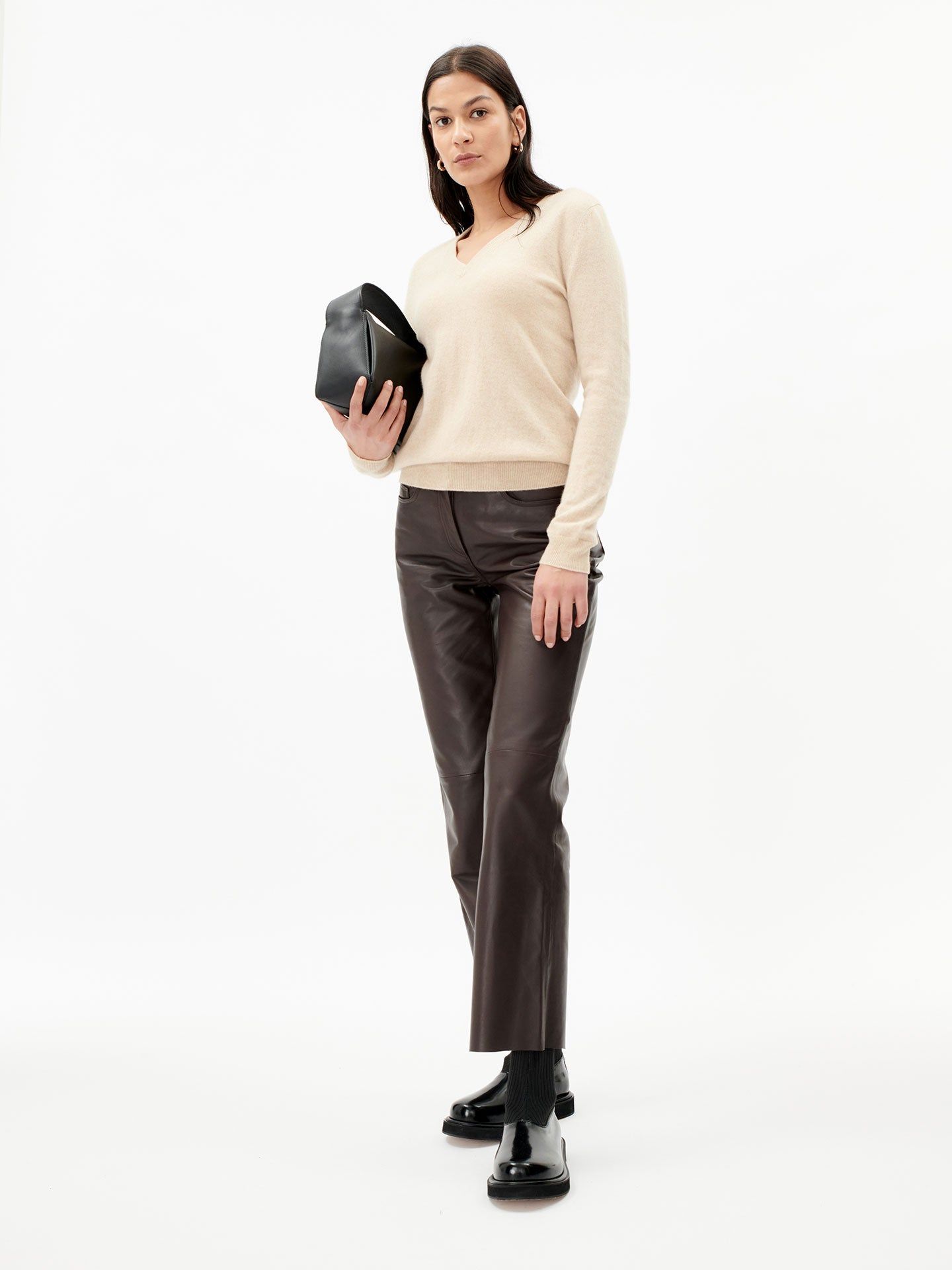 Women's Cashmere V-Neck Sweater Beige - Gobi Cashmere