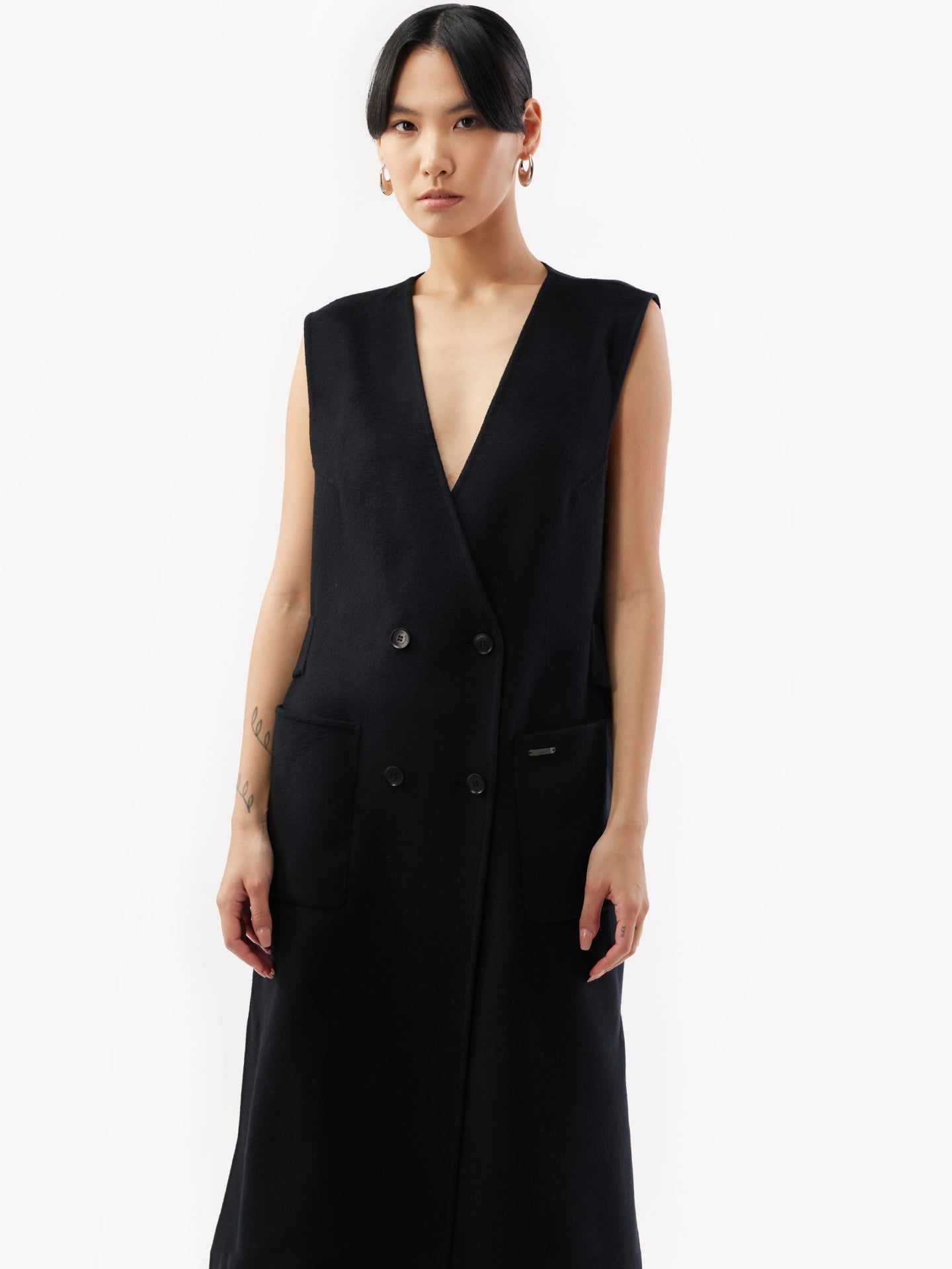 Women's Cashmere Midi Length Vest Black - Gobi Cashmere