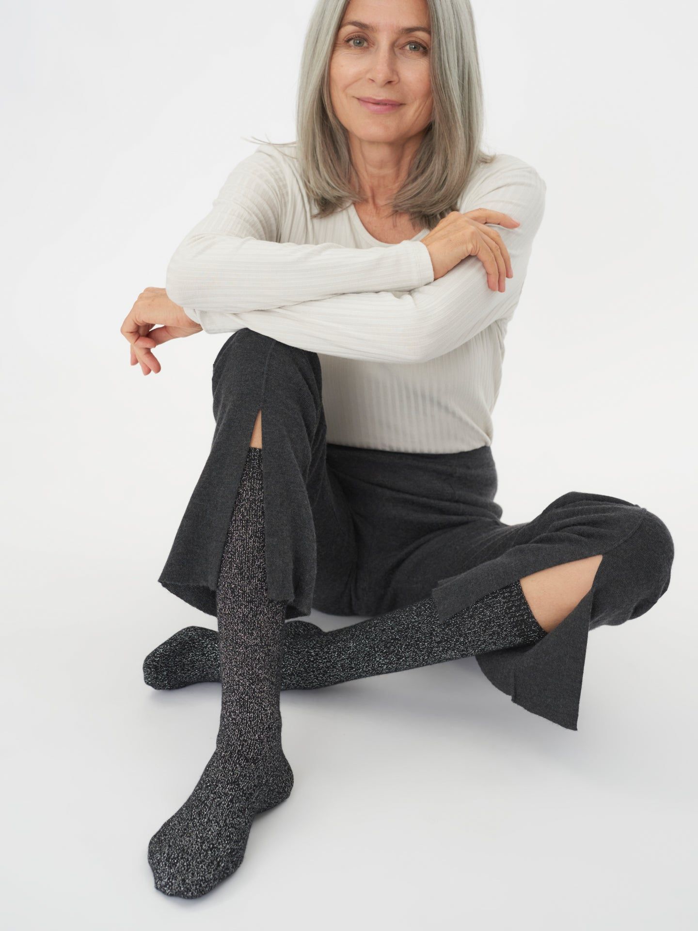 Women's Silk Cashmere Socks Black - Gobi Cashmere