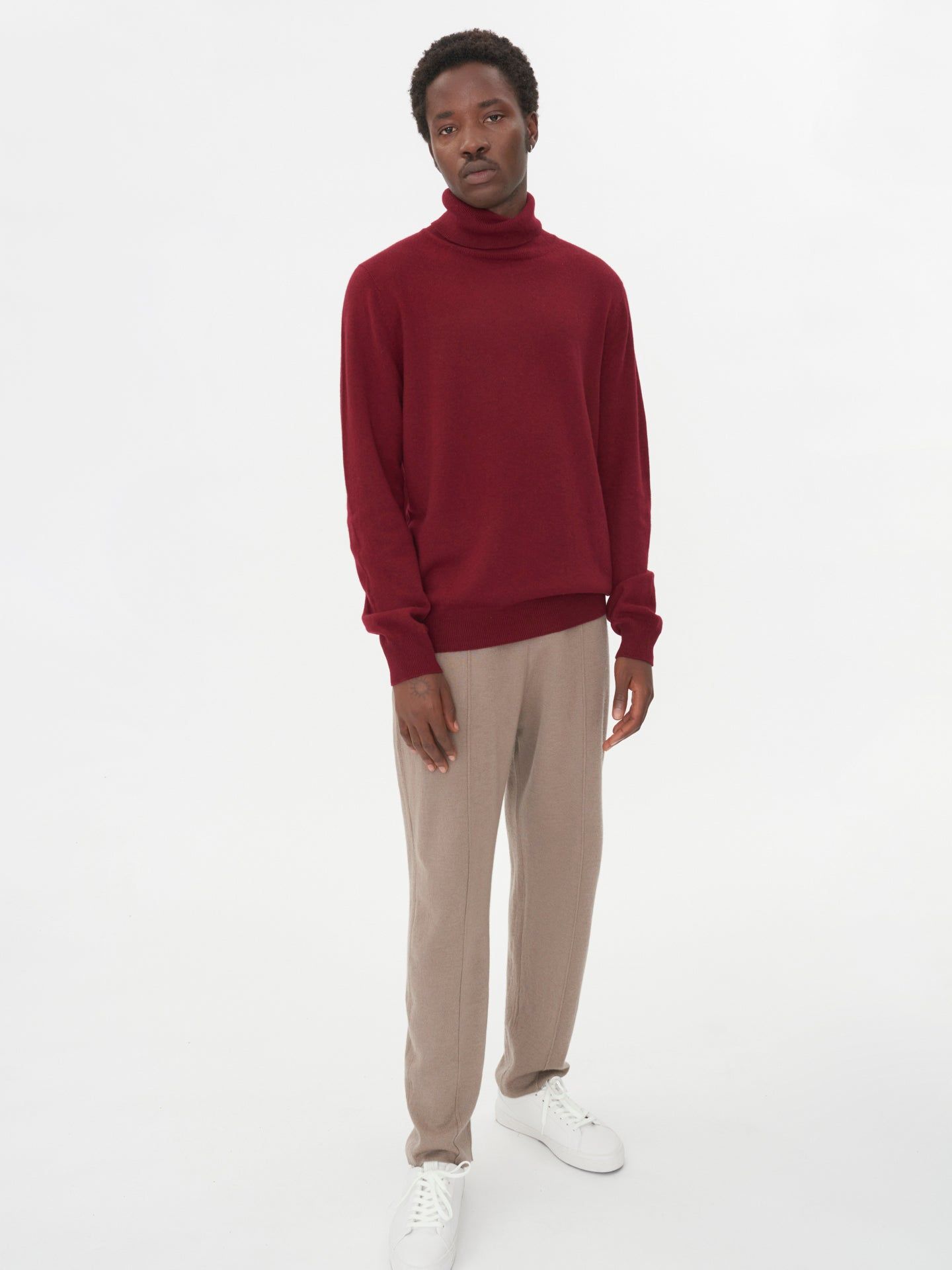 Men's Cashmere Basic Turtleneck Sweater Bordeaux - Gobi Cashmere