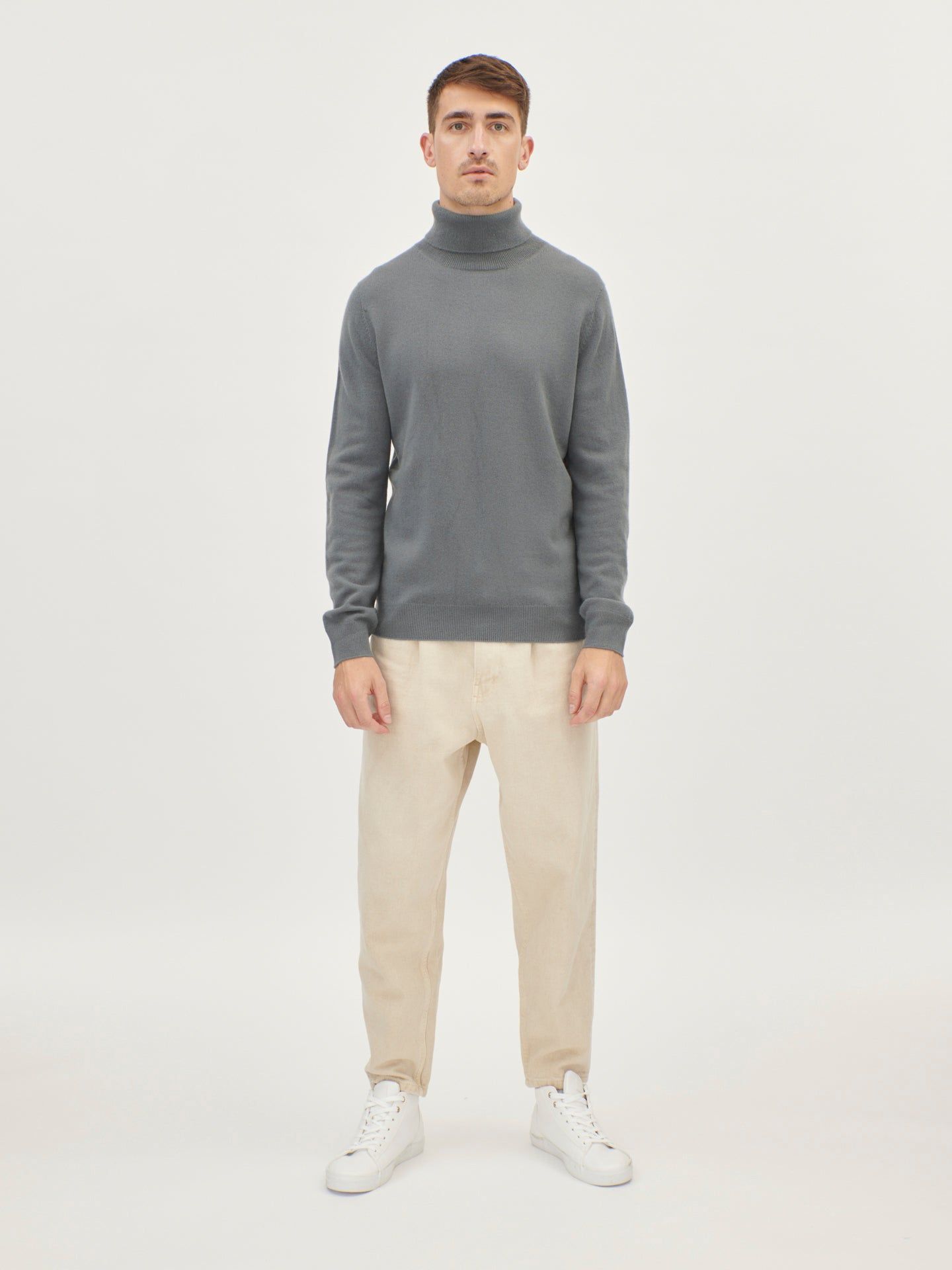Men's Cashmere Basic Slim Fit Turtle Neck Neutral Gray - Gobi Cashmere