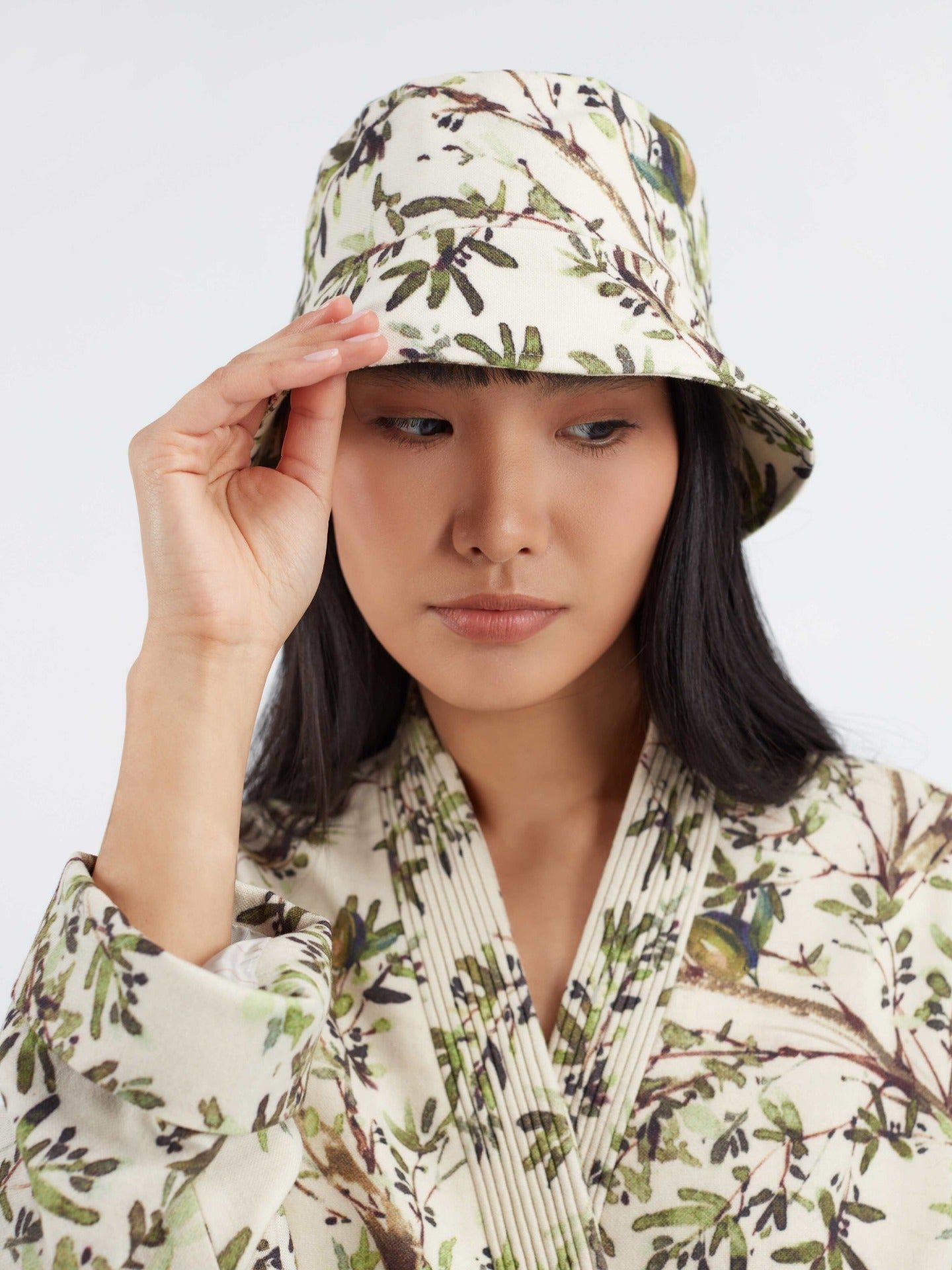 Women's Cashmere Printed Bucket Hat Beige - Gobi Cashmere